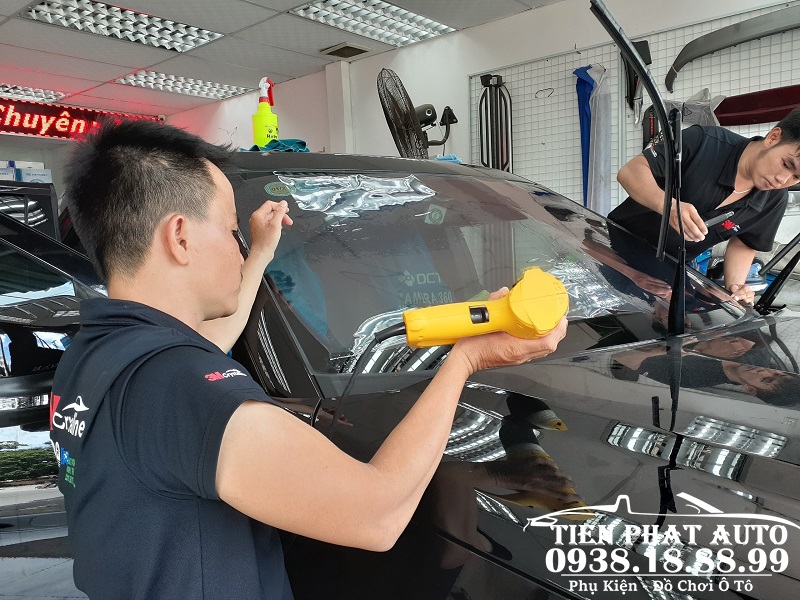 dan-phim-cach-nhiet-cho-xe-kia-seltos